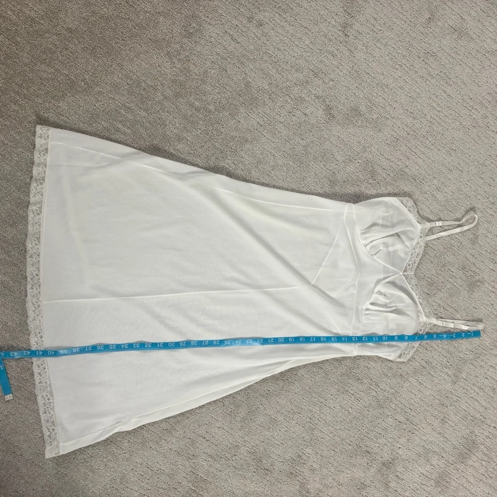 Vintage 70s Mojud White Lace Trim Nylon Slip Dress - Picture 10 of 13